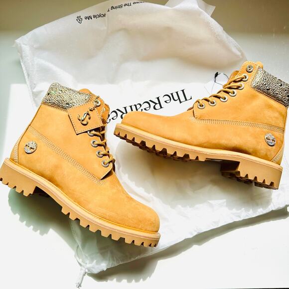 NEW JIMMY CHOO X TIMBERLAND Suede Crystal Encrusted Brown Classic Hiking Boot 9 - Picture 2 of 16